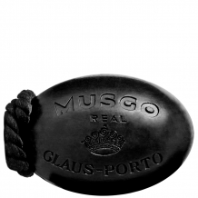 Musgo_real_Black_Edition_soap_on_a_rope_199CC009.jpg